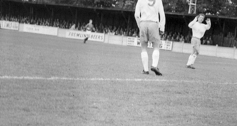 Gordon Burden is the Margate player raising his arms and David Kydd is in the number nine shirt.